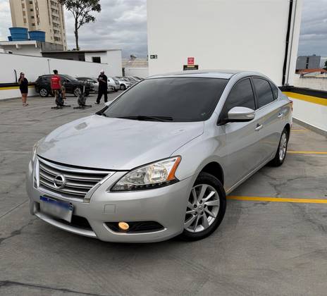 NISSAN SENTRA 2.0 SV 16V FLEX 4P AUTOMÁTICO